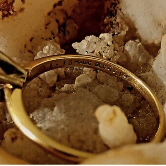 BELDEN JEWELERS vintage, elegant engagement ring set used, solid gold, Size 7. - Picture 6 of 10